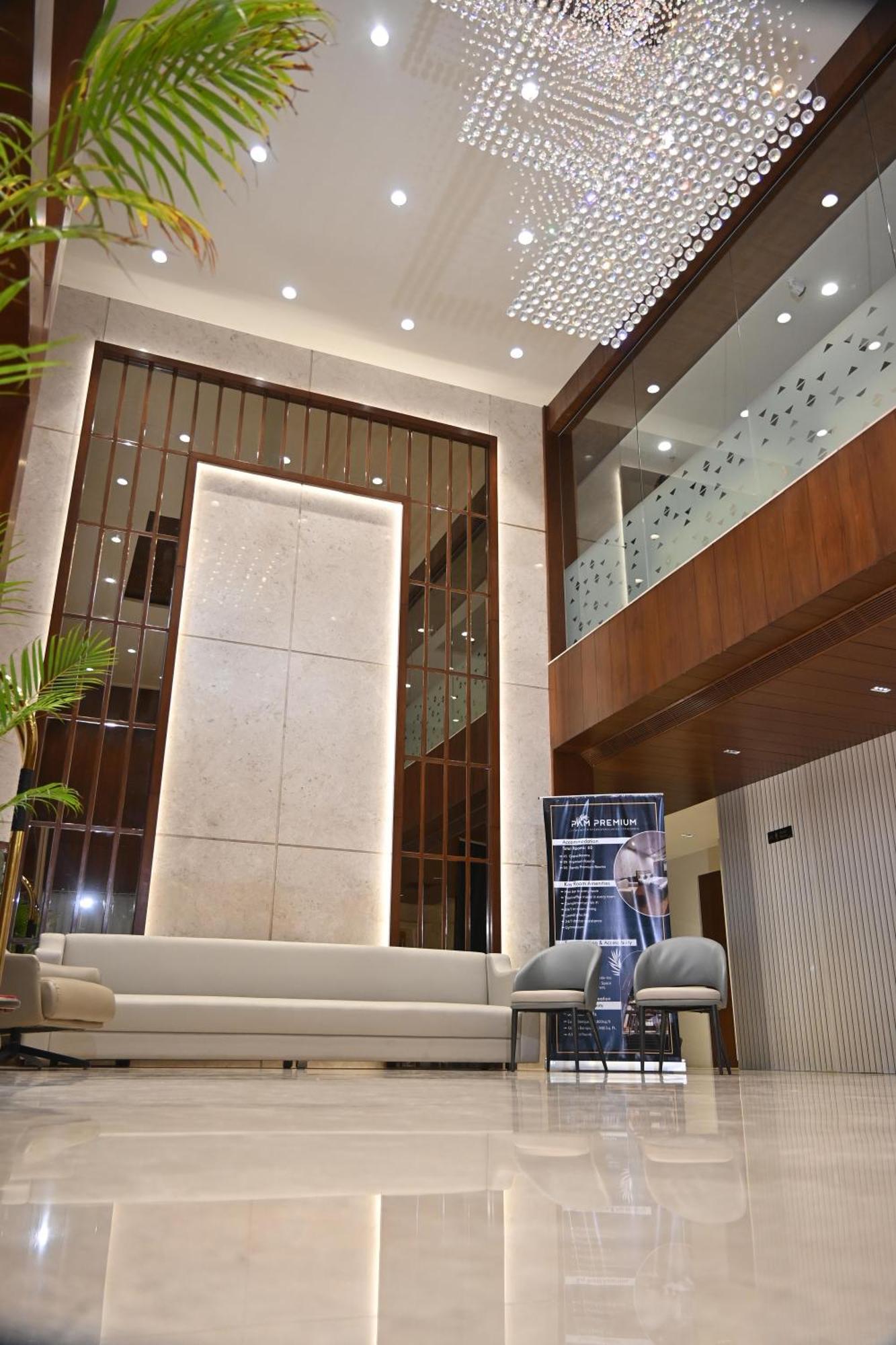 Pam Premium Hotel Vadodara Kültér fotó